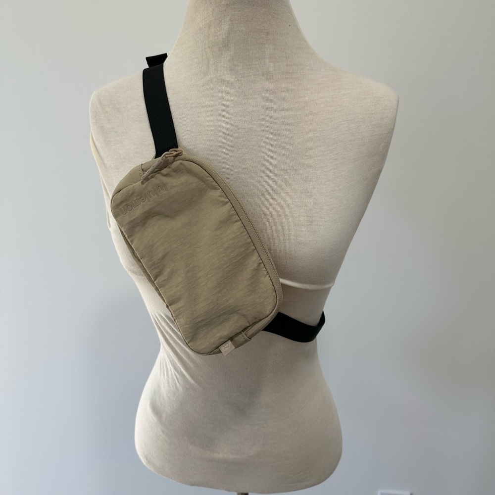 Lululemon Mini Belt Bag Tan/Khaki